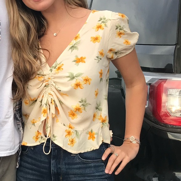 American Eagle Top - Picture 2 of 4